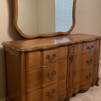 Dresser And Mirror By Bassett Furniture