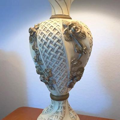 Italian Style Porcelain Table Lamp II