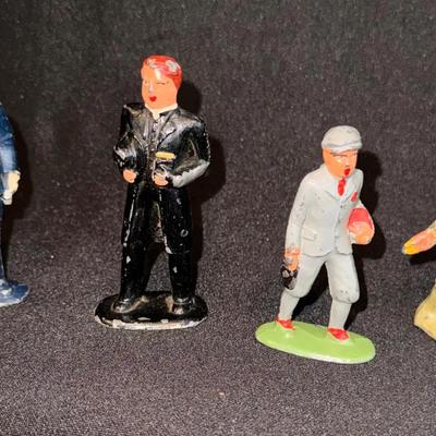 Barclay Lead Figures 