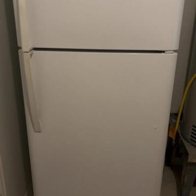 Kenmore Refrigerator 