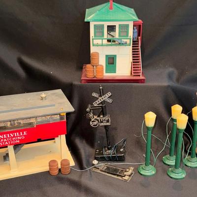 Lionel Dispatching Station and Switch Tower