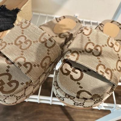 Sale Photo Thumbnail #166