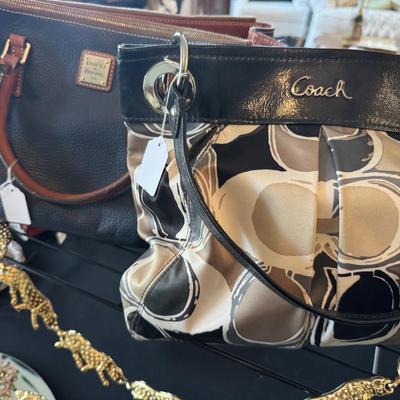 Sale Photo Thumbnail #215