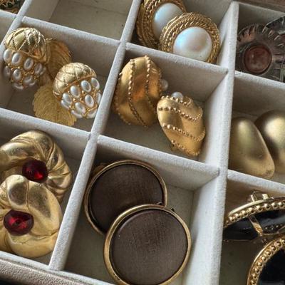 Sale Photo Thumbnail #222