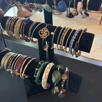 Sale Photo Thumbnail #214