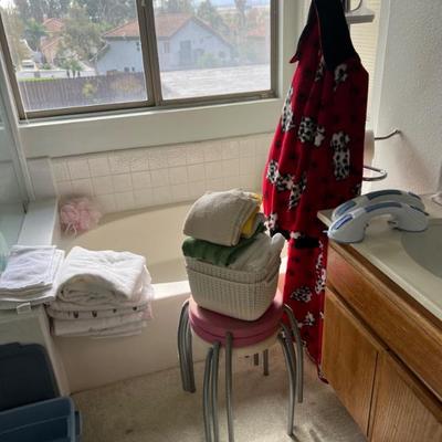 Sale Photo Thumbnail #192