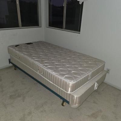 Sale Photo Thumbnail #10