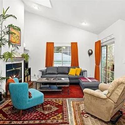 Sale Photo Thumbnail #2