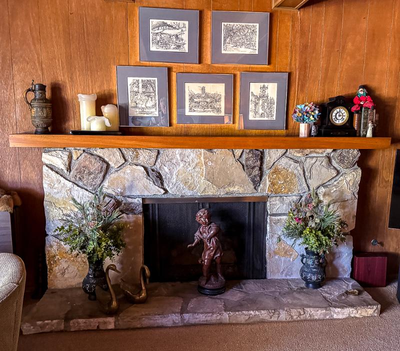 Sale Photo Thumbnail #4