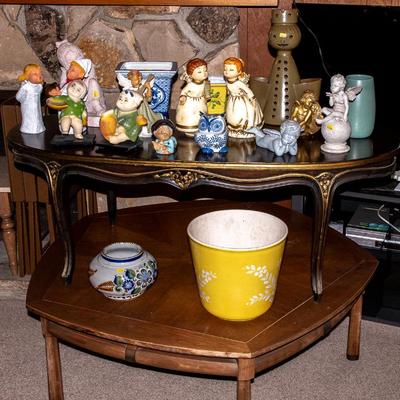 Figurines / Coffee Tables