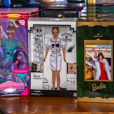 LARGE DOLL COLLECTION INCLUDING MADAME ALEXANDER