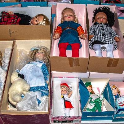 LARGE DOLL COLLECTION INCLUDING MADAME ALEXANDER