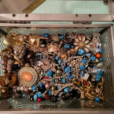 Sale Photo Thumbnail #28