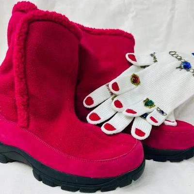 “Lands’ End” Winter Boots and Knit Gloves 