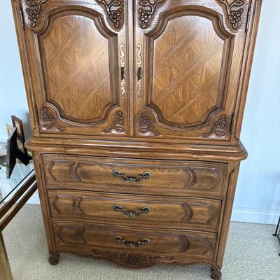 Sale Photo Thumbnail #261