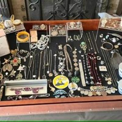 Sale Photo Thumbnail #59