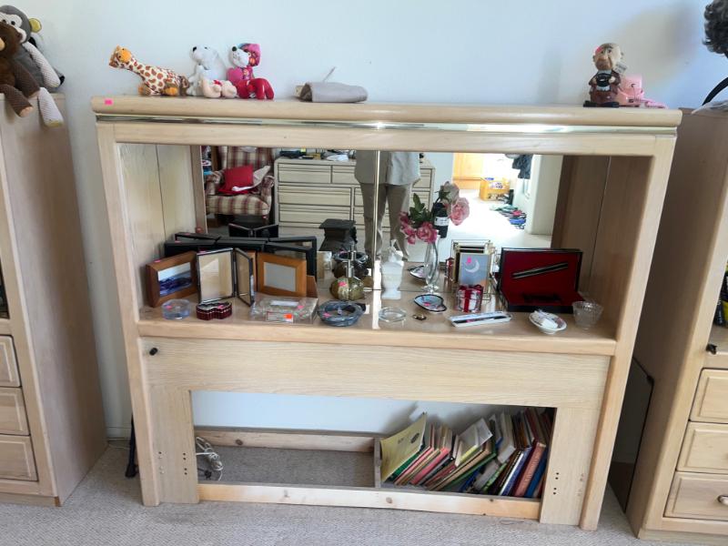 Sale Photo Thumbnail #18