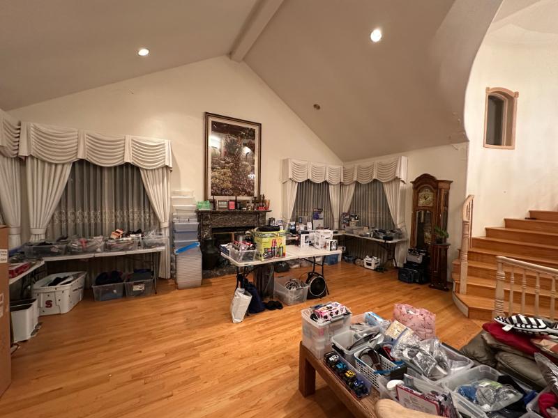 Sale Photo Thumbnail #15