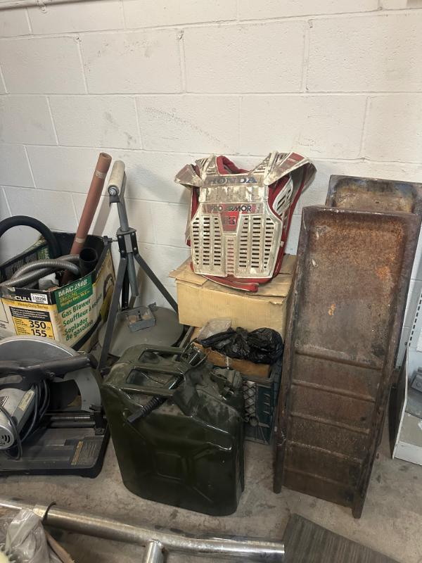 Sale Photo Thumbnail #16