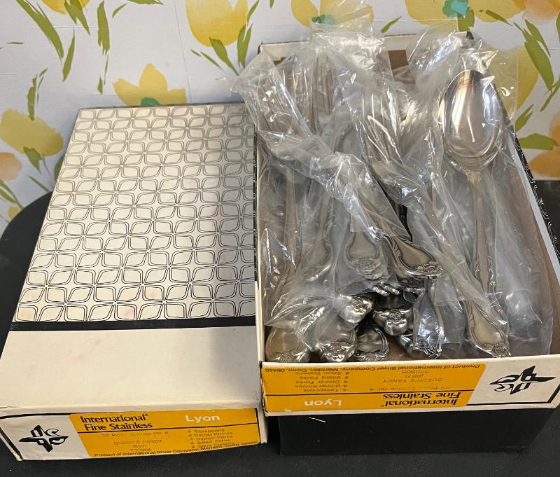 Sale Photo Thumbnail #55