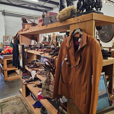 Sale Photo Thumbnail #102