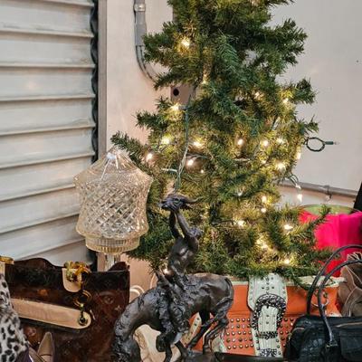 Sale Photo Thumbnail #127