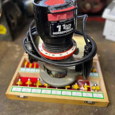 Sears Craftsman 1 1/2 Horsepower Router