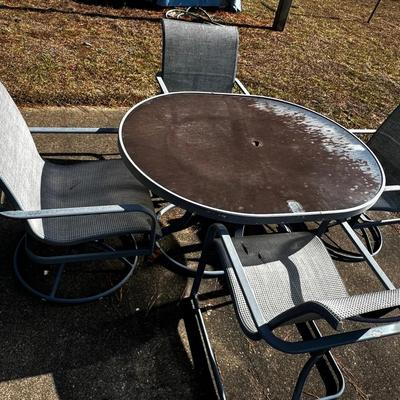 Oval Outdoor Table With 4 Chairs