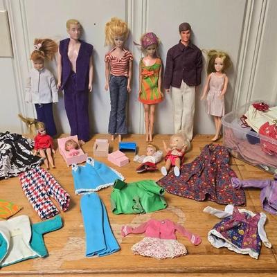 Vintage MATTEL 1962 Midge & 1966 Barbie's, 1968 Ken's With Clothing Accessories, Mini Dolls & More
