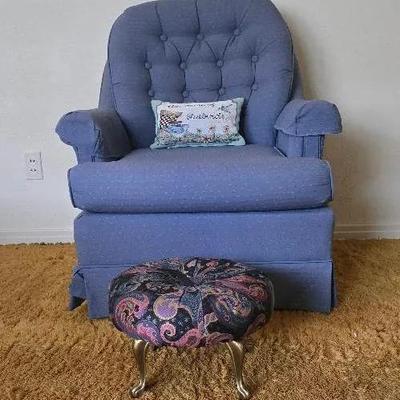 Vintage Blue Fabric Tufted Back Swivel Rocking Accent Chair, Round Tufted Paisley Fabric Footstool