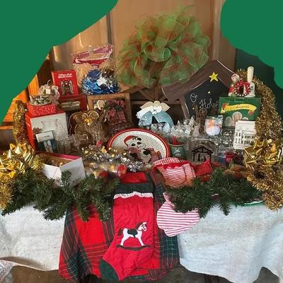 Deck the Halls Grab Bag—Classic Christmas Decor Assortment (Ornaments, Stockings, Wall Pieces +