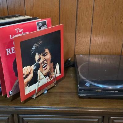 TECHNICS Quartz Turntable SL-QD33, Vintage Metal Record Holder With Classic Record Albums, More