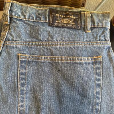 Sale Photo Thumbnail #135