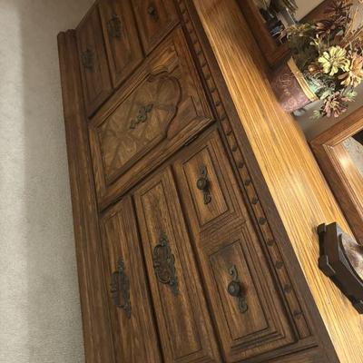 Sale Photo Thumbnail #44