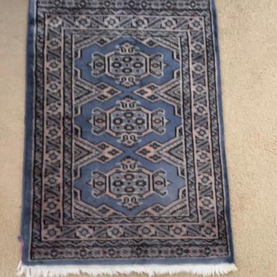 Hand Made Middle Eastern Rug 