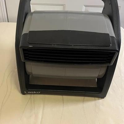 Lasko U15720 Max Performance Pivoting Utility Fan