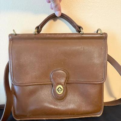 Vintage Original 94 Coach Willis! In British Tan Great Condition