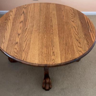 Vintage Round Oak Claw Foot Table 