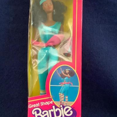 1985 Great Shape Barbie NIB