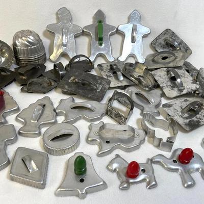 Vintage Aluminum Cookie Cutters And Baking Molds, 38pcs 