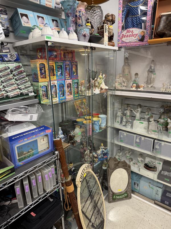 Sale Photo Thumbnail #14