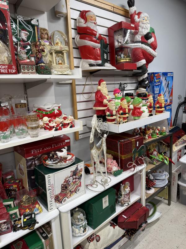 Sale Photo Thumbnail #27