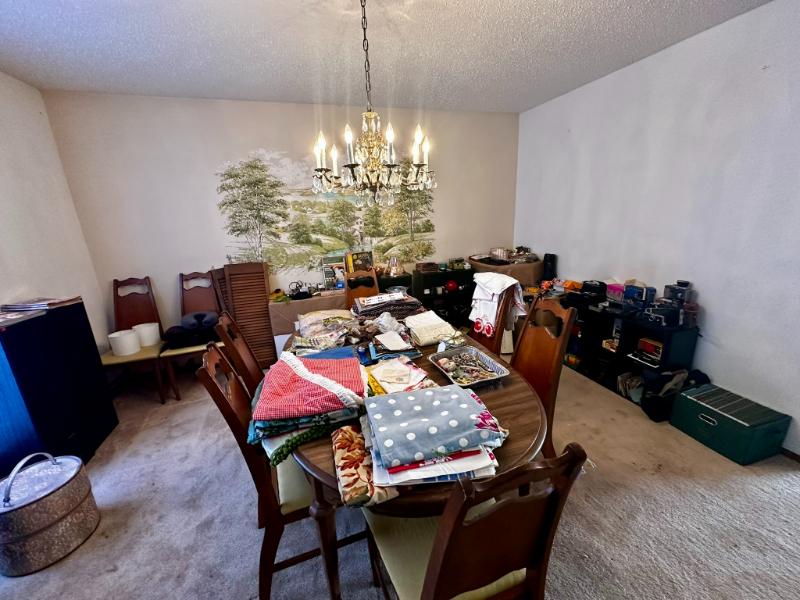 Sale Photo Thumbnail #3