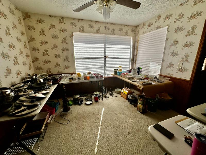 Sale Photo Thumbnail #19