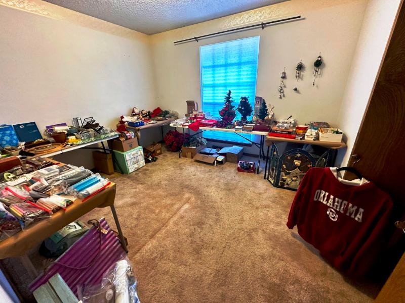 Sale Photo Thumbnail #14