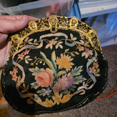 Sale Photo Thumbnail #122