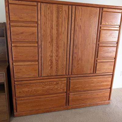 Sale Photo Thumbnail #4