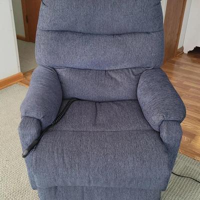 Reclining Lift Chair (LR)