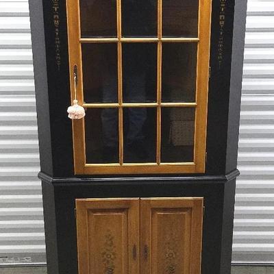 Corner Hutch by Lambert Hitchcock (ESS1126)