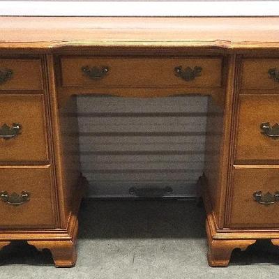 Hardwood Desk (ESS1126)